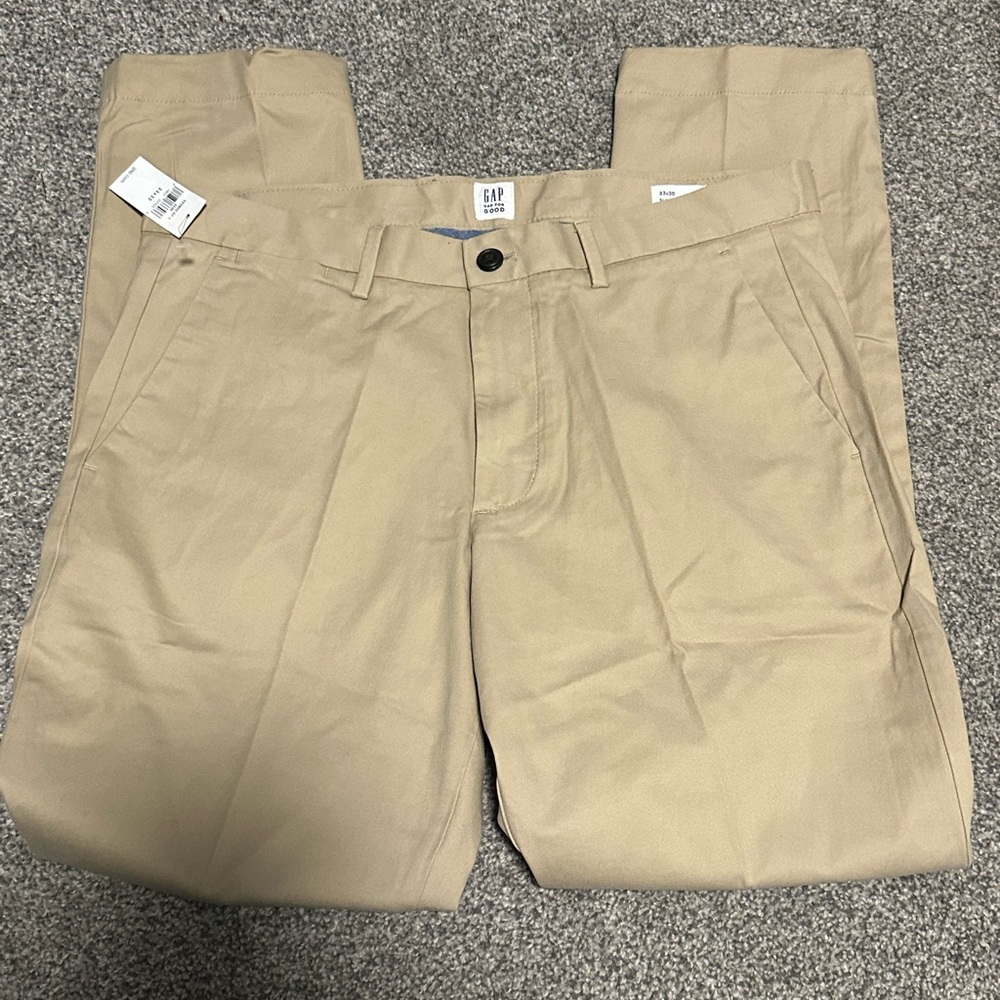 NWT GAP Khaki Slim Fit Chino Pants